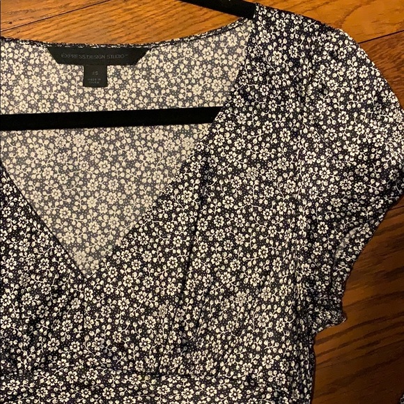 Express Wrap Top - Picture 2 of 5